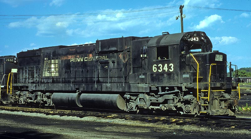 Penn Central’s Alco C-636 and GE U33C